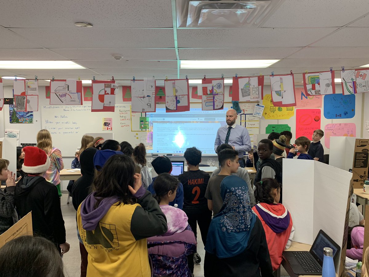 Fantastic to see @CowansCornerEDU class on voting day!  Amazing to see the #studentvoice in #action! #howweorganizeourselves @teach_terri @GlenwoodGriffin