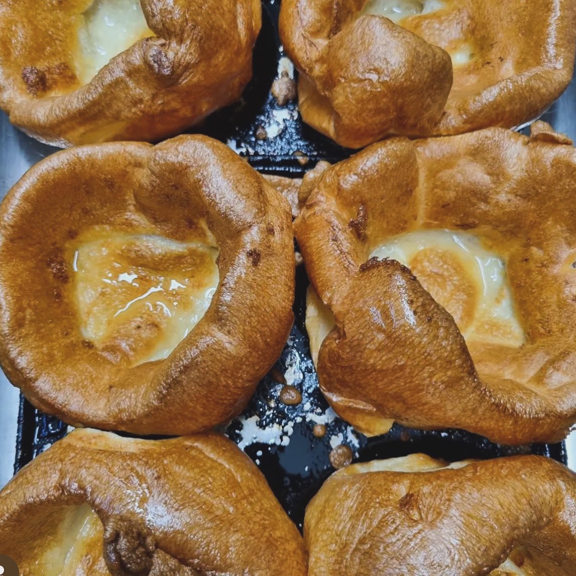 TheGroveExmouth's tweet photo. Will we ever stop raving about our Head Chefs skills in the kitchen? Probably not ๐
#youngs #youngspubs #thegrove #autumn #winter #food #pub #exmouth #devon #youngspubslife #exmouthlife #exmouthpubs #devonlife #devonpub #southwestisbest #seaview #coastal #beach #seafront https://t.co/7iiyVgaY1K