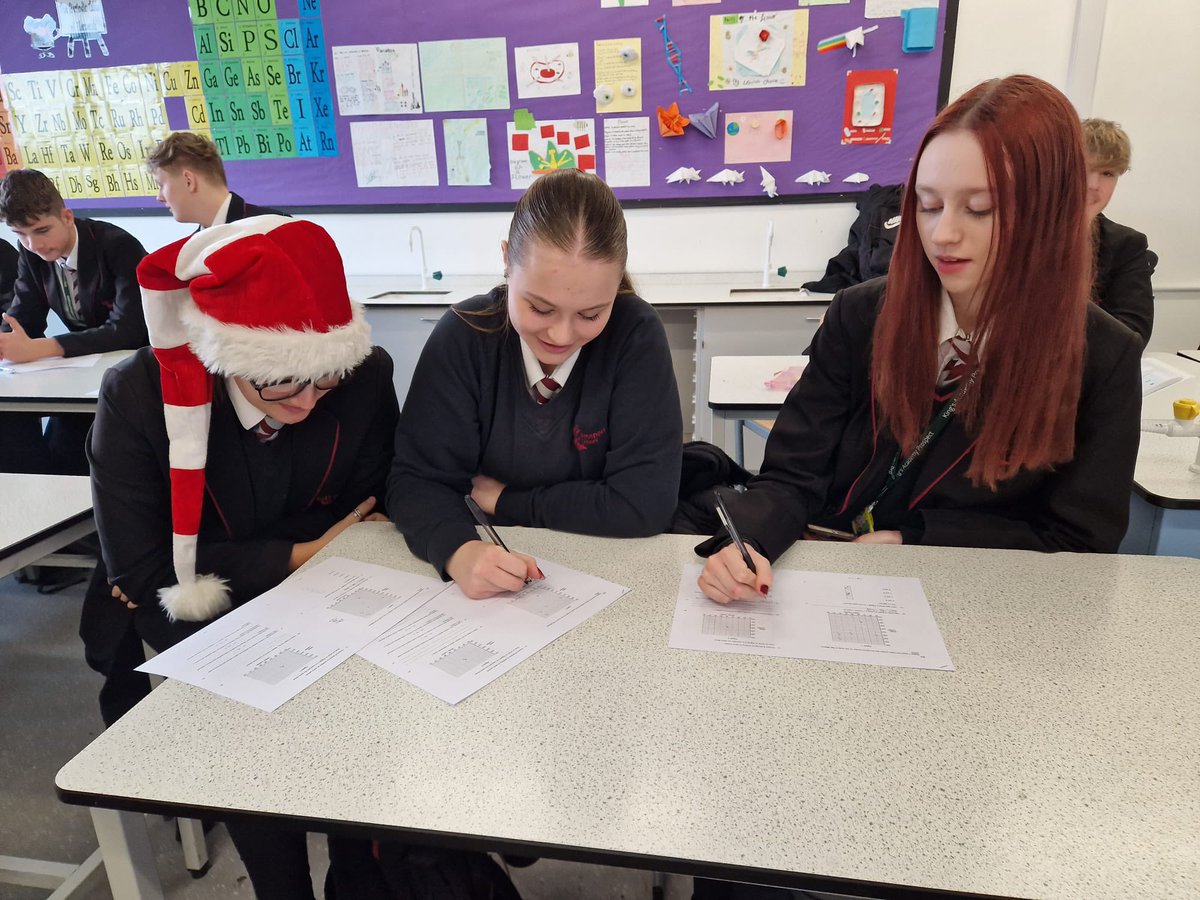 kaprospect's tweet image. Last day of term and our Y11 students are still making the most of every moment…hard at work in Physics this morning! #aspirebelieveachieve #prideinprospect #physicsgcse @KGAcademies