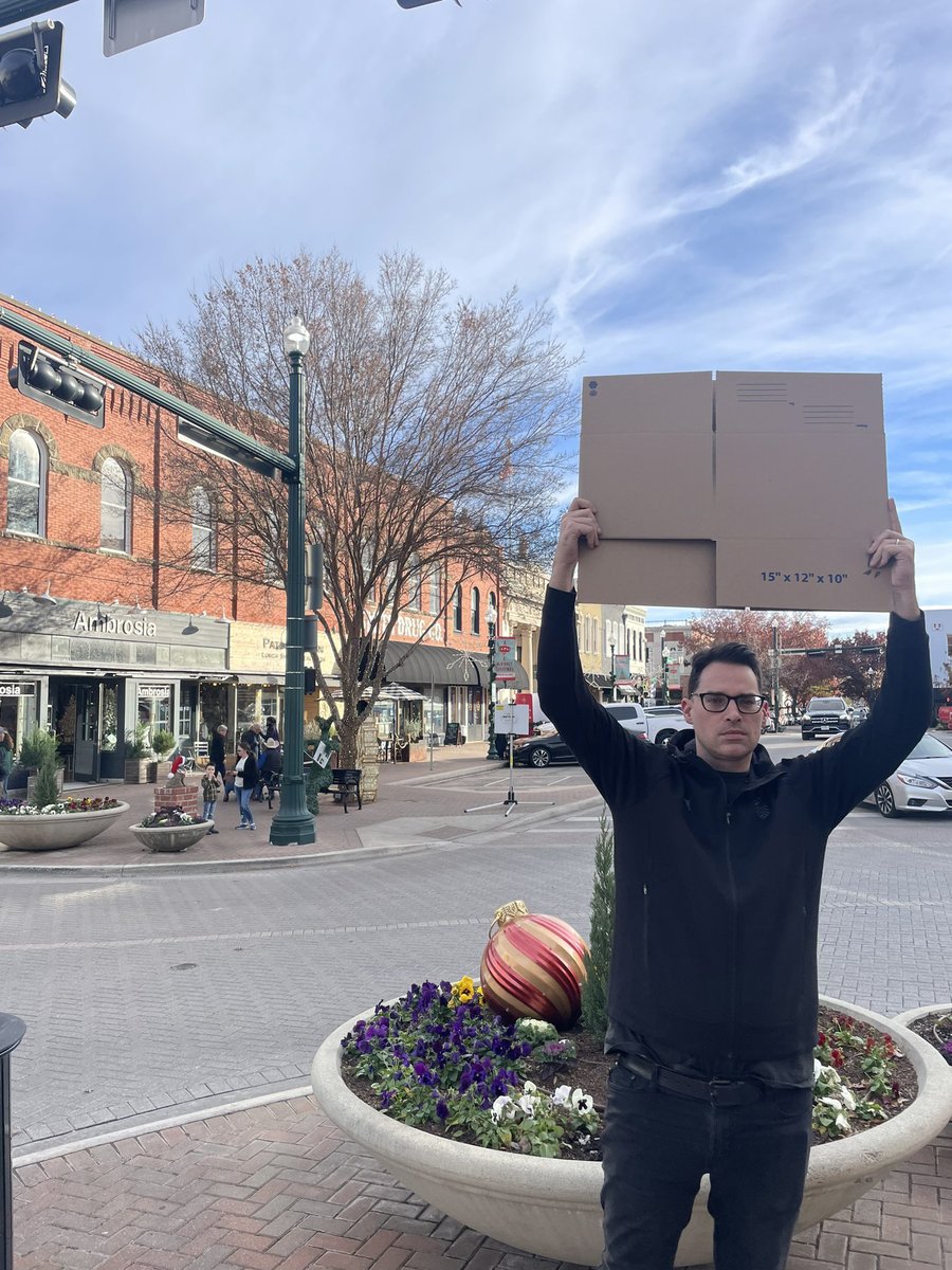 Everyone had a lot of fun with our post yesterday. So... let's have a meme contest. 
24 hours only. 
Book.io employees will choose the winner. 

8,000 $BOOK to the best meme. 

Do your best/worst. 👀

#Cardano