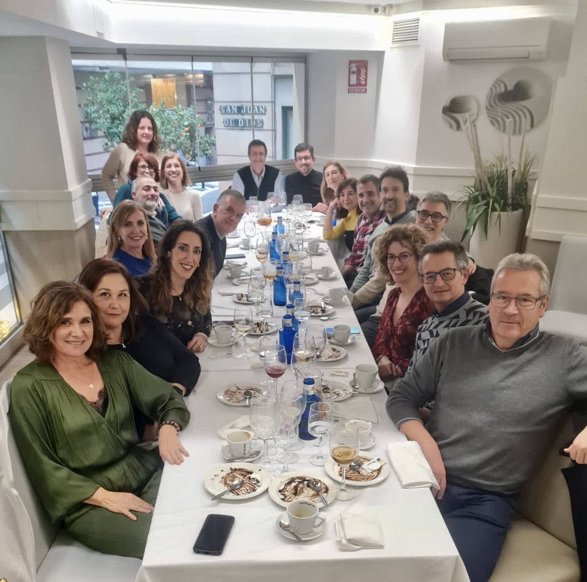 Eva Millán (@ivaohara) on Twitter photo Orgullosísima de haber trabajado casi cuatro años, los dos primeros de pandemia, con este equipazo en el Vicerrectorado de Estudios de la UMA. Que a nadie le quede la menor duda de que seguiremos construyendo una #mejorUMA desde donde estemos <a href="/ernestopimentel/">Ernesto Pimentel</a> <a href="/FrancisCanyete/">Francisco Javier Cañete</a> Orgullosísima de haber trabajado casi cuatro años, los dos primeros de pandemia, con este equipazo en el Vicerrectorado de Estudios de la UMA. Que a nadie le quede la menor duda de que seguiremos construyendo una #mejorUMA desde donde estemos <a href="/ernestopimentel/">Ernesto Pimentel</a> <a href="/FrancisCanyete/">Francisco Javier Cañete</a>