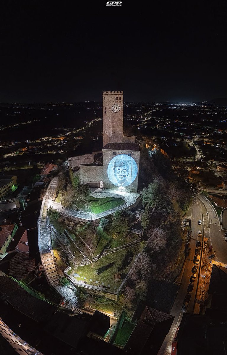 VisitFVG's tweet photo. Castello di #Gemona

Pic by Gianpiero Pizzocaro Photo

#fvglive #iosonofvg #gemonadelfriuli https://t.co/E471G3BSwE