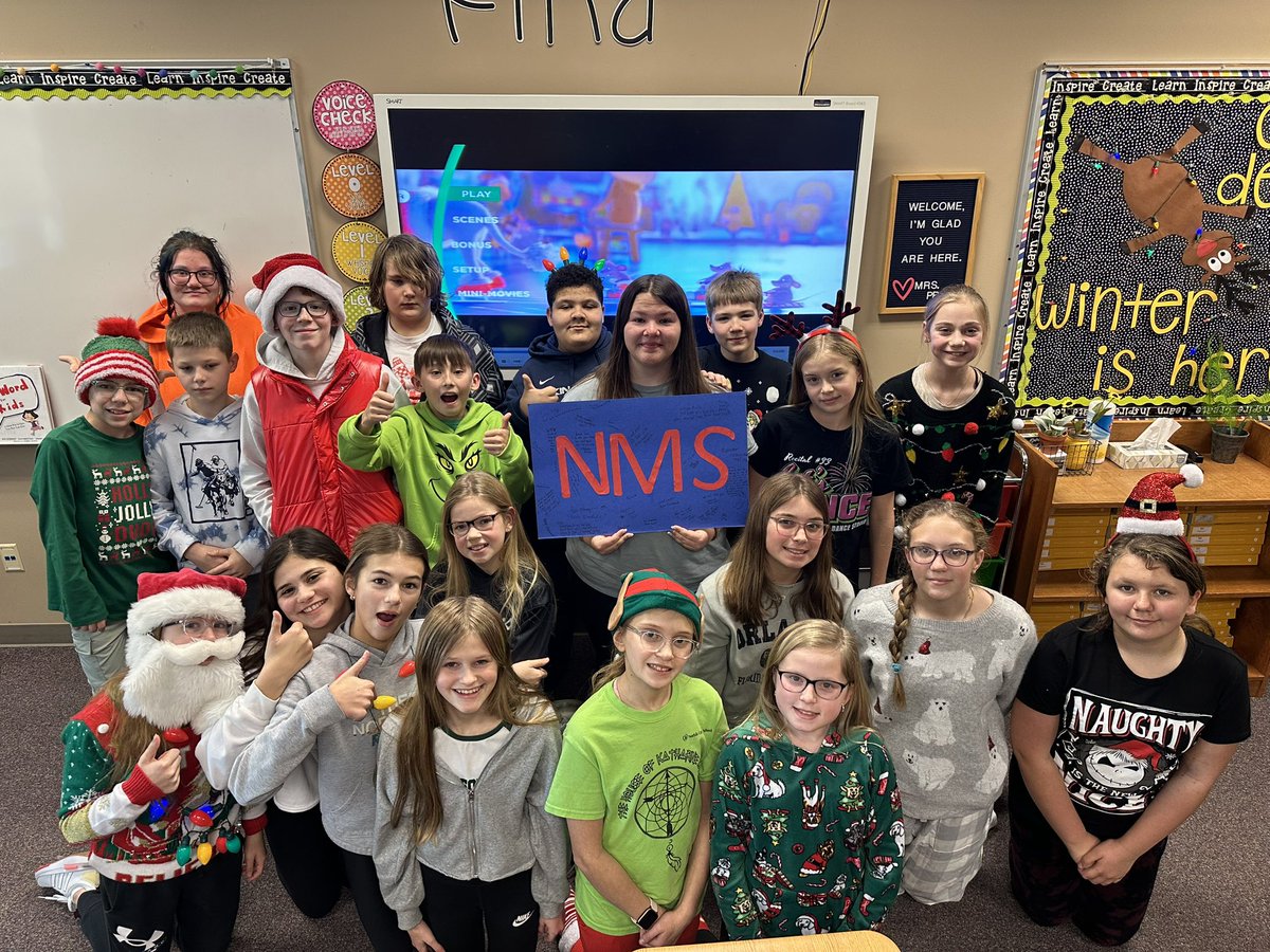 🎄Happy Holidazzle Day! #npspanthers