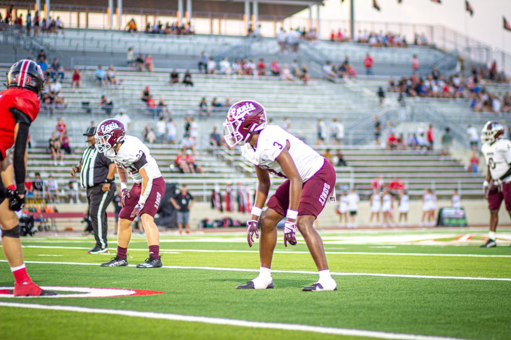 hudl.com/v/2MvFU3
Jr szn highlights
38 solo tackles
2 pick 6’s
4 pbu’s
<a href="/EnnisFootball/">EnnisFootball</a> <a href="/CoachZachClark/">Zach Clark</a>