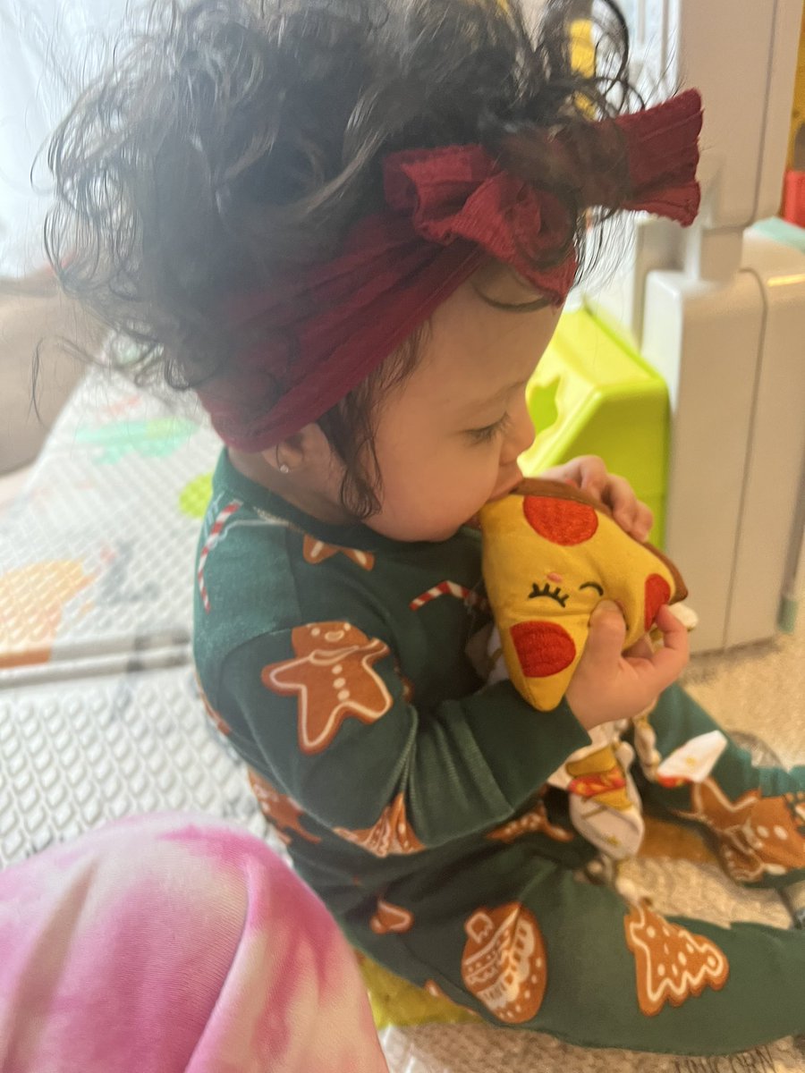 That’s my girl 🍕🍕 

(Also hi! It’s been a minute! But it feels like the Wild West over here!!)