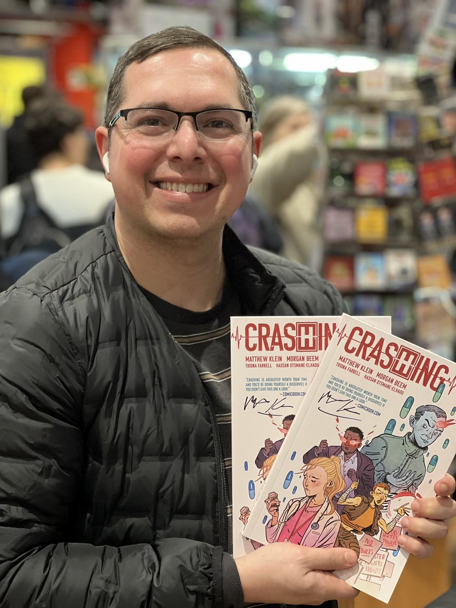 Want a last minute stocking stuffer? 

Get a signed copy of CRASHING by me and @MorganBeem at @FPNYC 

Happy Holidays!