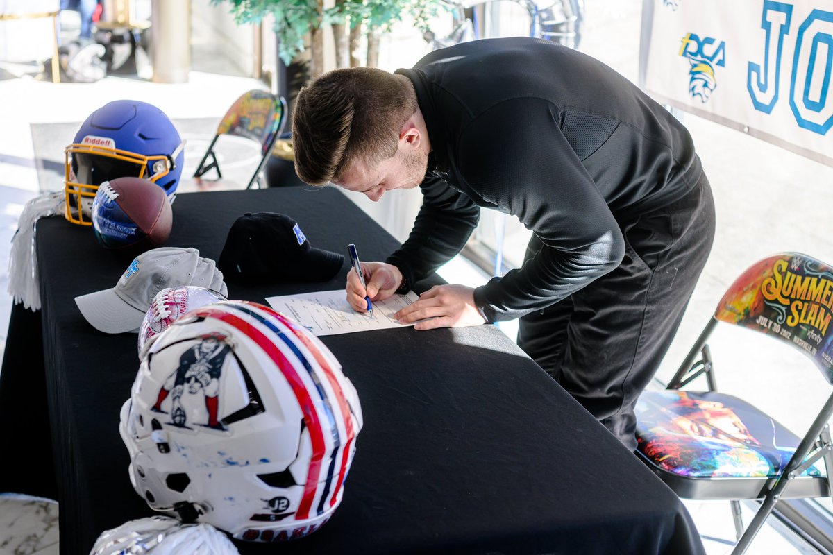 Officially official. <a href="/MT_FB/">Middle Tennessee Football</a> <a href="/MTFB_Recruiting/">Middle Tennessee Football Recruiting</a> <a href="/CoachDerekMason/">Derek Mason</a> <a href="/coachbeckles/">Jeff Beckles</a>