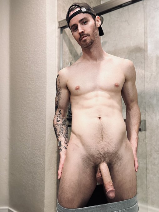 No matter how much I clean I still am dirty. Mwahaha 😛 https://t.co/BAe3laovJK