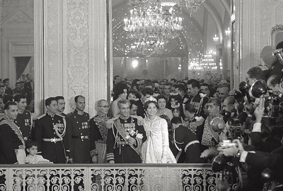 #يلداى_پادشاهى به روايت تاريخ 🤍
#RoyalWedding 
#PahlaviDynasty