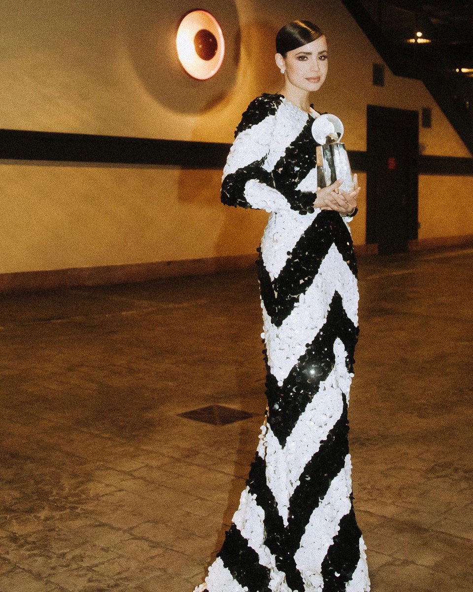 SofiaCarson's tweet image. “Global Advocate Of The Year”. I’ll hold this close to my heart, forever.