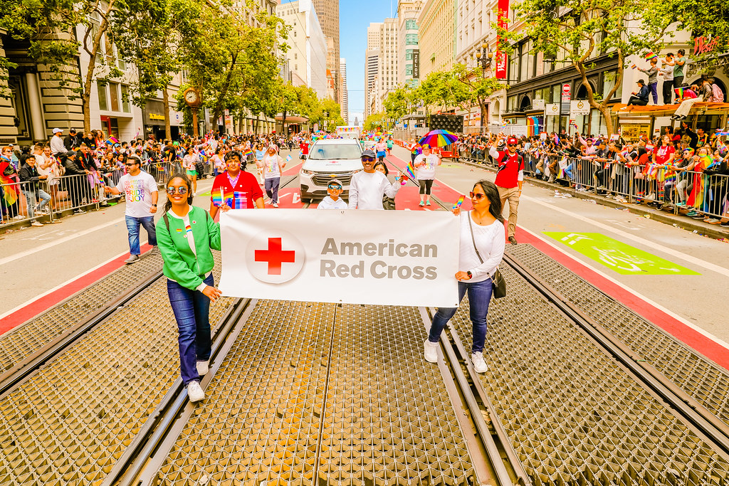 RedCrossNorCal's tweet photo. Another highlight from 2023? San Francisco 🌈 Pride! The Red Cross again marched in San Francisco's iconic PRIDE parade on June 25. Check out this milestone along with other 2023 highlights in our Year in Review page as our #12DaysofRedCross continues: https://t.co/dbMAiuzfaG https://t.co/eM5HKEghQL