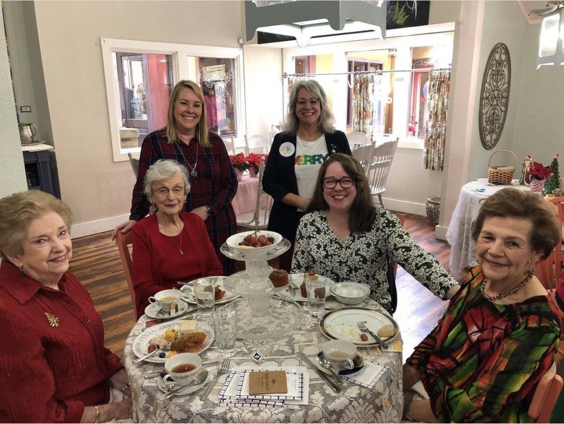 DallasADPi's tweet image. Over the next 3 months, we highlighted TX alumnae associations. In past weeks we showcased Abilene, Greater Austin, Corpus Christi, Dallas, Flower Mound, Fort Worth, Houston, Lubbock, Mid-Cities. Week 10, featuring San Antonio Alumnae. #WLFEOWednesday #AlphaDeltaPi #ADPiAlumnae