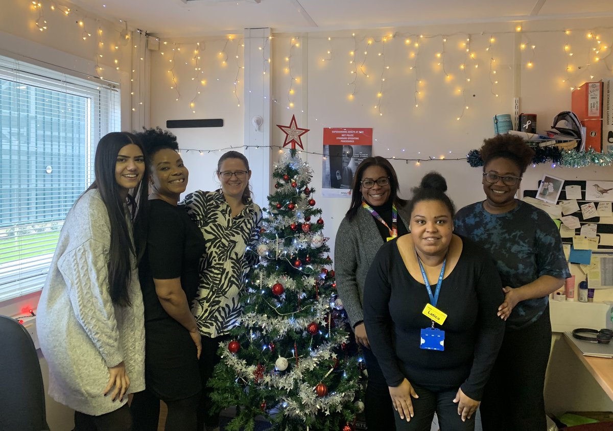Shahida Trayling 💙 (@traylingshahida) on Twitter photo My amazing @NorthMidNHS <a href="/NMITCommunity/">North Mid in the Community</a> #safeguarding feeling festive & full of fun 🎄 My amazing @NorthMidNHS <a href="/NMITCommunity/">North Mid in the Community</a> #safeguarding feeling festive & full of fun 🎄