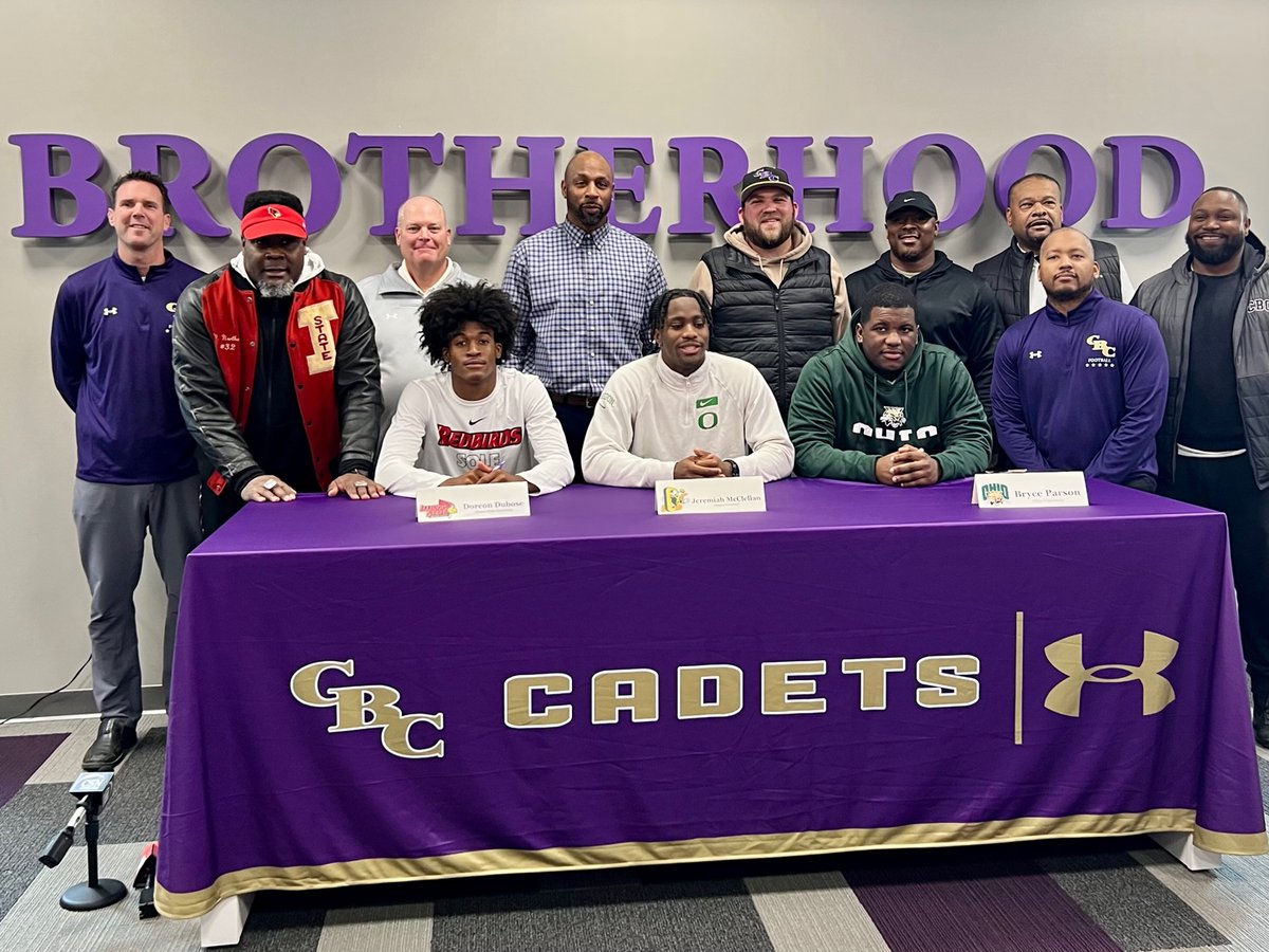 Congratulations to the three young men who committed to continuing their student-athlete career in college! Doreon Dubose - Illinois State University Jeremiah McClellan - Oregon University Bryce Parson - Ohio University