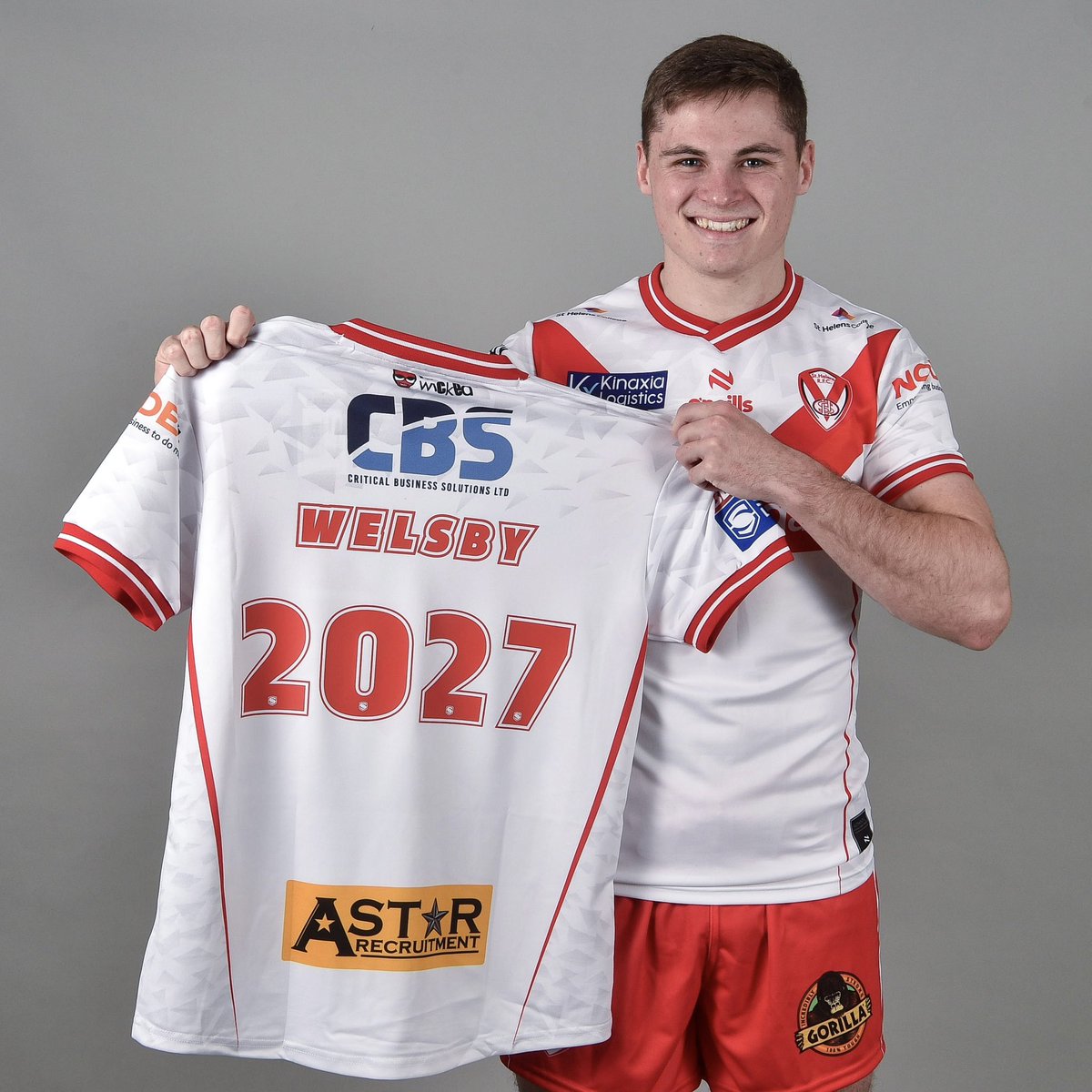 WIN this Welsby 2027 shirt! 🌟 

One lucky Saints fan will get this shirt signed by <a href="/jackwelsby_/">Jack Welsby</a>

The winner will be drawn from one of our social channels on Christmas Eve!

To enter
⚪️ like &amp; share this post 
🔴 tag a friend

You’ve got until 12:00 on 24th Dec to enter!