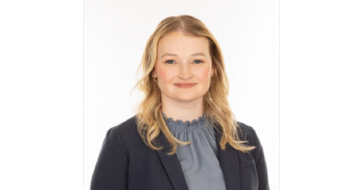 NCBAorg's tweet image. NCBA member Breann Burns has joined Triangle Smart Divorce as an attorney. Congrats, Breann! 👏 Learn more about her and stay up to date on the latest N.C. legal moves and changes with Checking In on the #NCBarBlog: buff.ly/3v7Gz0x.