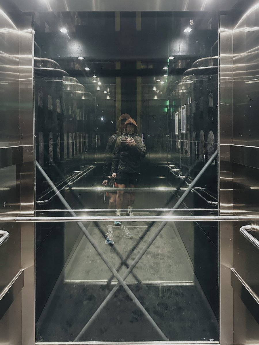 kylebc86's tweet image. How is it still Wednesday 💀