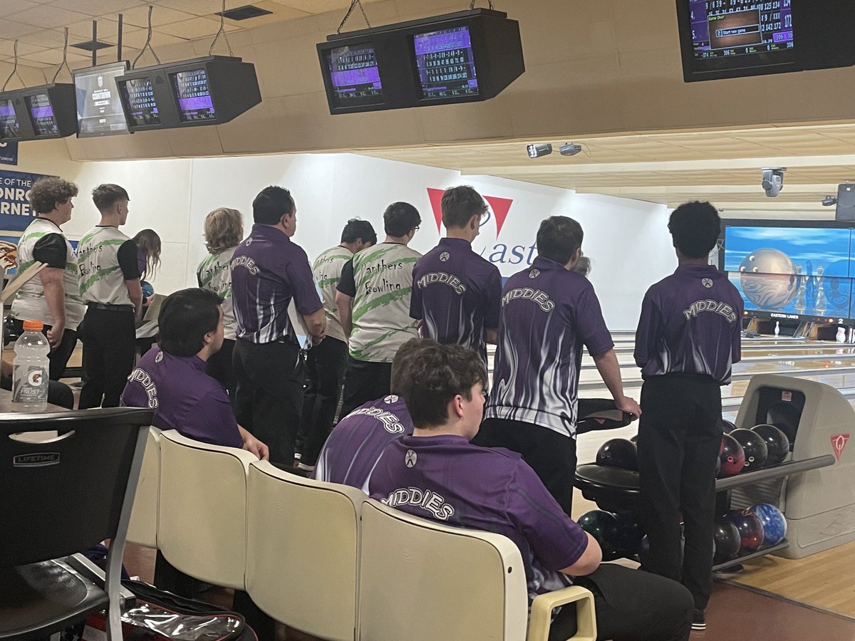 Debbie Houser (@middletown_supt) on Twitter photo <a href="/MHSMiddieTweets/">Middletown HS</a> boys and girls bowling happening right now at Eastern Lanes! Lookin' good, Middies! <a href="/midtownmiddies/">Middletown Middies</a> <a href="/MiddletownOH/">Middletown City Schools</a> #middierising <a href="/MHSMiddieTweets/">Middletown HS</a> boys and girls bowling happening right now at Eastern Lanes! Lookin' good, Middies! <a href="/midtownmiddies/">Middletown Middies</a> <a href="/MiddletownOH/">Middletown City Schools</a> #middierising