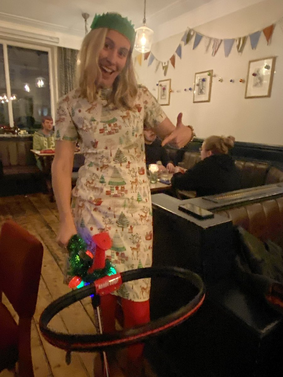 Much fun was had at our inaugural #keepgrangetowntidy Christmas party <a href="/PubGrange/">The Grange Pub</a> last night. Great food, great company &amp; lots of ideas for making Grangetown cleaner &amp; greener!

Nadolig Llawen/ Merry Christmas &amp; thanks for all your support in 2023 🎄🎅🏼💚