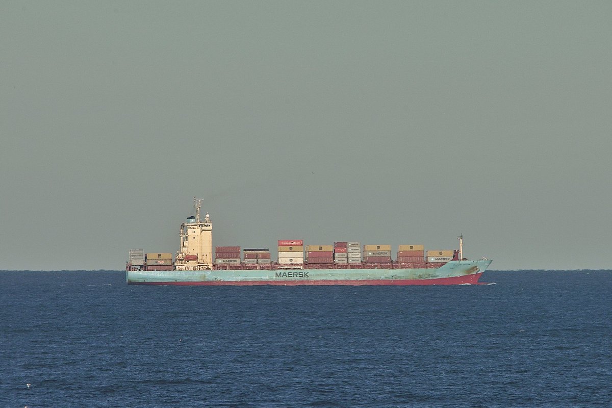 The MAERSK VALLVIK, IMO:9411381 en route to Charleston, South Carolina @SCPorts flying the flag of Singapore 🇸🇬. #ShipsInPics #ContainerShip #MaerskVallvik