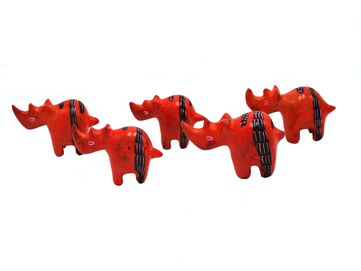 AfriArtisan's tweet image. Get this hand crafted stone Rhino from @AfriArtisan

afriartisan.etsy.com/listing/278565…

#etsy #giftforhome #homedeco #figurine #decoration #stone #HandmadeHour #rhino  #etsyuk #Gift #SocEnt #SEO #craft #onlinecraft #shopping #share #Art #etsygifts #UKGiftHour 

bit.ly/49zkho8