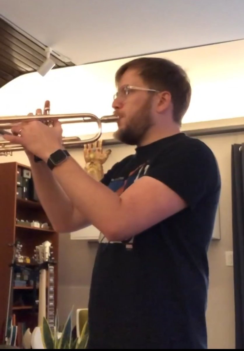 SoulPunkStan's tweet image. Spot the difference - you can't 🤨