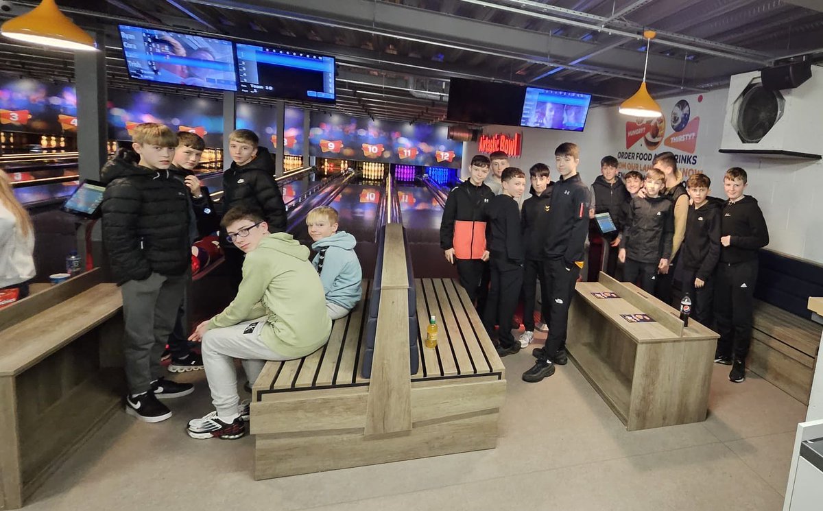 Greenisland FC (@greenislandfc) on Twitter photo Yet another great night at <a href="/airtasticNI/">Airtastic Entertainment Centres Northern Ireland</a> this time for our 2009 SBYL squad ๐ฒ๐
Yet another great night at <a href="/airtasticNI/">Airtastic Entertainment Centres Northern Ireland</a> this time for our 2009 SBYL squad ๐ฒ๐