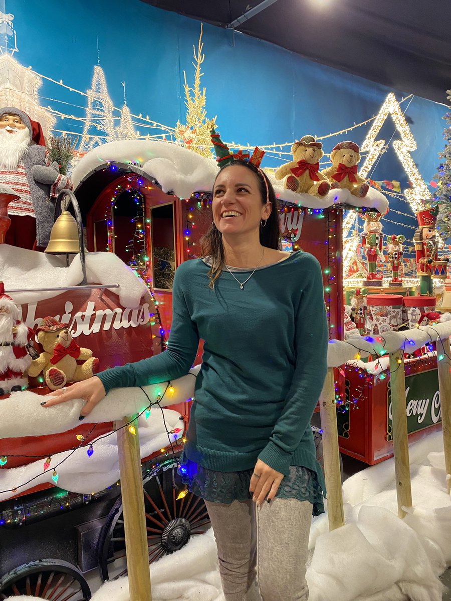 Il Paese di #BabboNatale 🍭🎅🏻😍🎄

Sei mai stat@ al Centro Giardinaggio Pellegrini a Sant’Elpidio a Mare (FM)?

Se sei ancora alle prese con regali e addobbi e vuoi respirare l’atmosfera del Natale, ti consiglio di farci un salto! 

Ecco cosa ti aspetta👇🏻

instagram.com/reel/C1FXmb7oM…