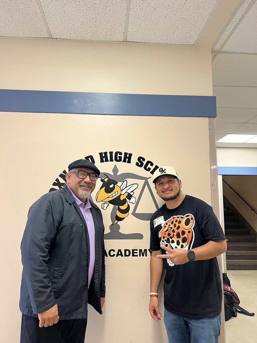 Thank you @Scholar4rmOx Dr. Martin Alberto Gonzalez for motivating my class to tell their story!!! Always great when @ohs_jackets alumni come back to empower students. @JacketPrincipal @OUHSD_CE