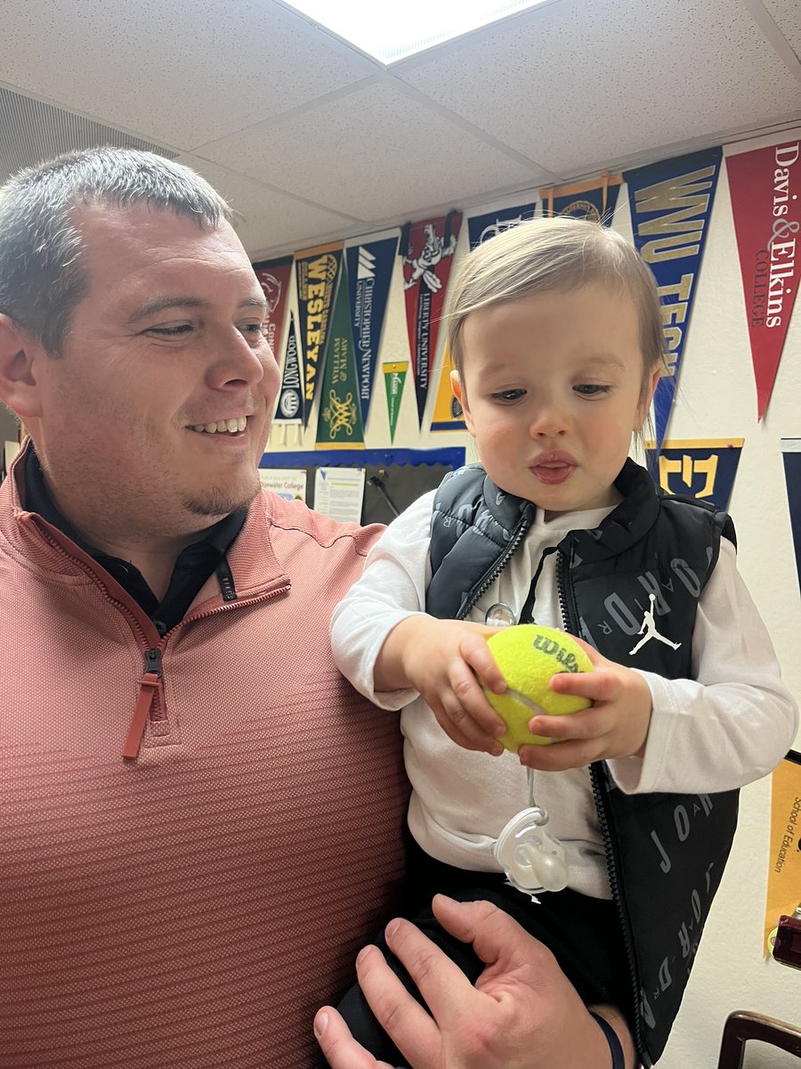 boystenniscoach's tweet photo. It was great to have Parker Bradley visit the school and ask about the tennis program!

I didn’t even bring up the tennis ball throwing on the basketball court incident from Saturday night.

Recruiting never stops. He got another ball. Feed the beast. 

#bluechipper https://t.co/C0i4ThAmPq