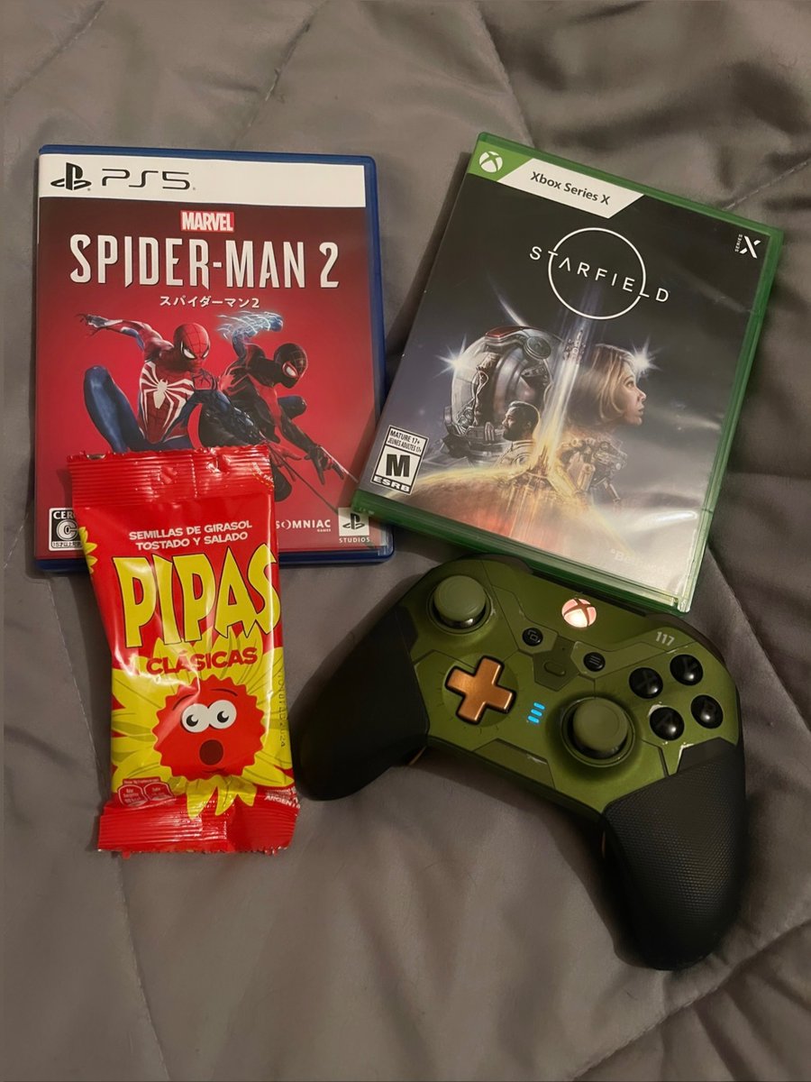 loop_09's tweet image. Listo para jugar 👌🏻

#Xbox  #PlayStation 
#starfield #spiderman2 #piperos #XboxShare