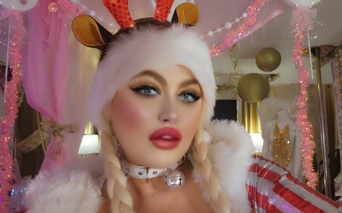 I have the Christmas Spirit.  Join me!  @camsdotcom #holidayseason https://t.co/x3G08jPQzP<a class="tags" href="/tag/camsdotcom">@camsdotcom</a><a href="/tag/holidayseason"class="tags"><span>#holidayseason</span></a>