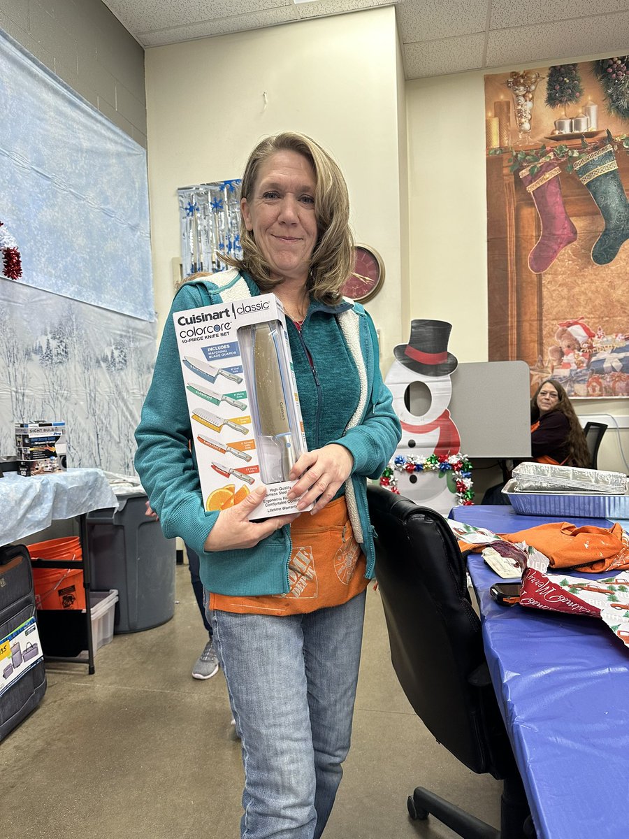 Lex Minor (@lexminor99) on Twitter photo 12 days of Christmas 🎄 continues we have some excited associates!!!!! Thank you guys for everything you do we appreciate you guys! <a href="/homedepot3810/">Canton Home Depot</a> <a href="/brian_elchert/">brian elchert</a> <a href="/SarahSmiles8483/">Sarah Clark</a> @THDjeff 12 days of Christmas 🎄 continues we have some excited associates!!!!! Thank you guys for everything you do we appreciate you guys! <a href="/homedepot3810/">Canton Home Depot</a> <a href="/brian_elchert/">brian elchert</a> <a href="/SarahSmiles8483/">Sarah Clark</a> @THDjeff