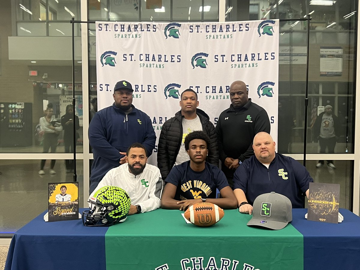 Could not be more proud of Keyon! Hard work pays off! 
<a href="/StCharlesHS/">St Charles High School</a> @SchsSathletics <a href="/WVUfootball/">West Virginia Football</a>