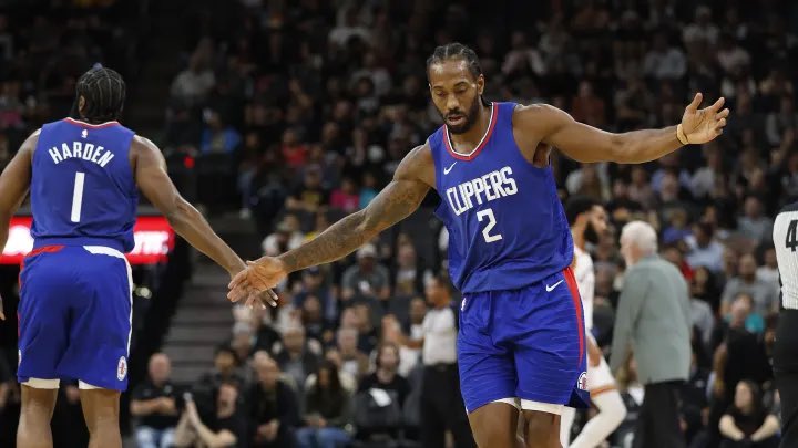 Clippers tonight: Kawhi Leonard: 30 points, 10 rebounds, 5 assists, 1 steal, 1 block, 12/22 FG James Harden: 17 points, 5 rebounds, 11 assists, 7/8 FTM Clippers are now on a 9 game win streak and 14-3 in their last 17 games 🔥