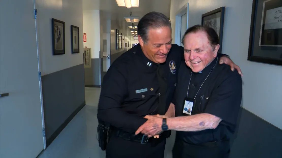 Meet the 47 #LAPD chaplains. This diverse group is a testament to the rich tapestry of religious & spiritual diversity within the force, representing a range of faiths, including Buddhist, Catholic, Interfaith, Jewish, Muslim, Protestant, & Taoist beliefs. cnn.com/2023/12/20/us/…