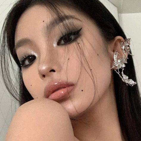 ccstelar's tweet image. ⠀⠀ ୨୧   ⠀ ﹒⠀　˚　⠀⠀ ideas para tus uñas de
⠀⠀ graduación que pueden gustarte　⏤͟͟͞♡　⁾⁾