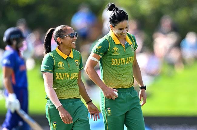 Proteas Women bowlers with 1️⃣5️⃣0️⃣ ODI wickets: Shabnim Ismail 🌟 Marizanne Kapp 🔥 #SAWvBANW