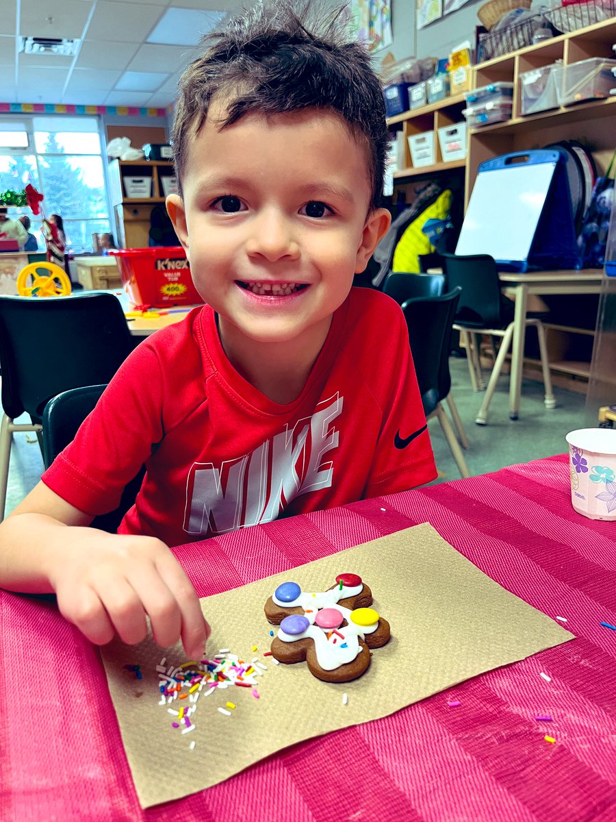 MrsGrossFDK tweet media