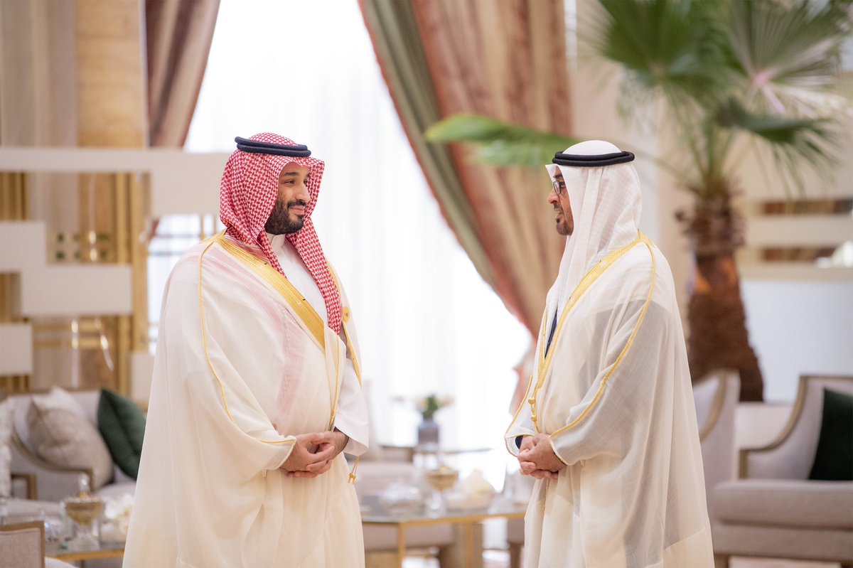 ربوا أولادكم على حب المحمدين .