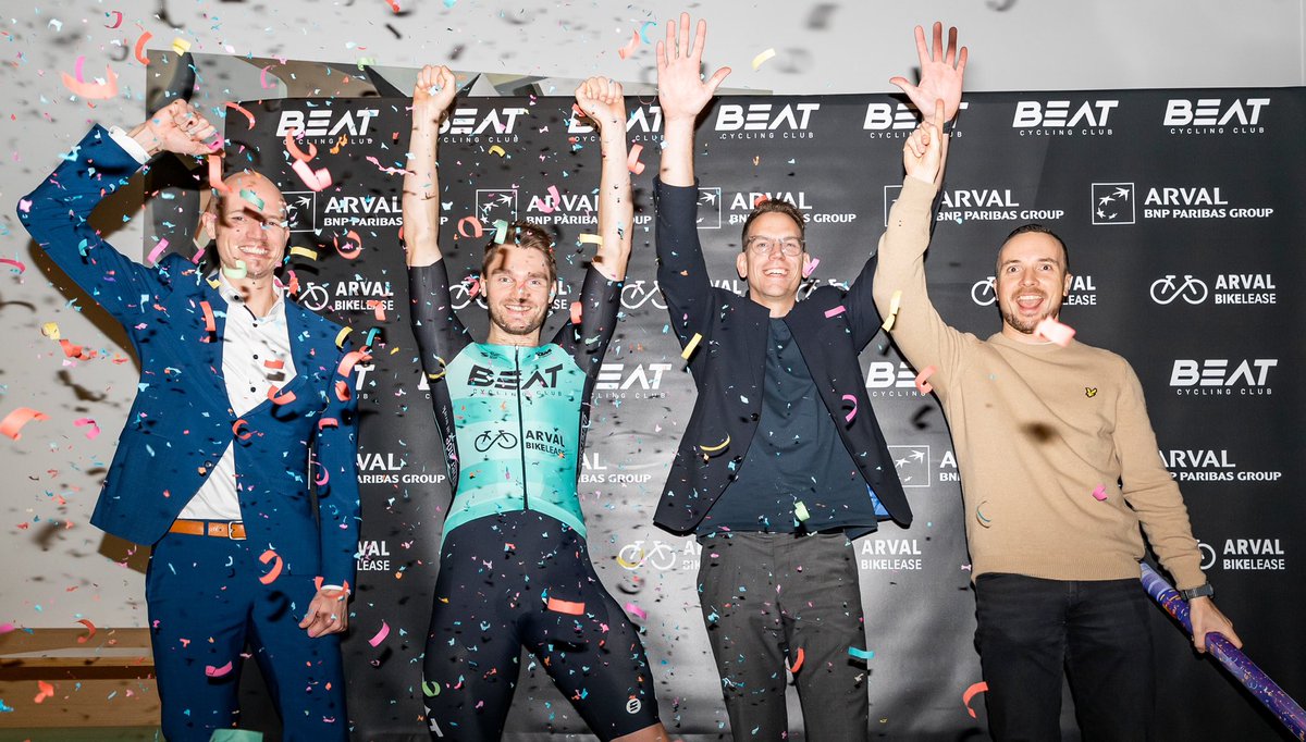 Bike Lease en wielrennen schijnt een hot item te zijn dus…

Welkom bij de club Arval Bike Lease👊🏼 

We zijn trots dat Arval PNB Paribas samen met ons aan de slag gaat om werkend Nederland op de fiets te zetten en een duurzame en gezonde vorm van mobiliteit te promoten!🙌🏼