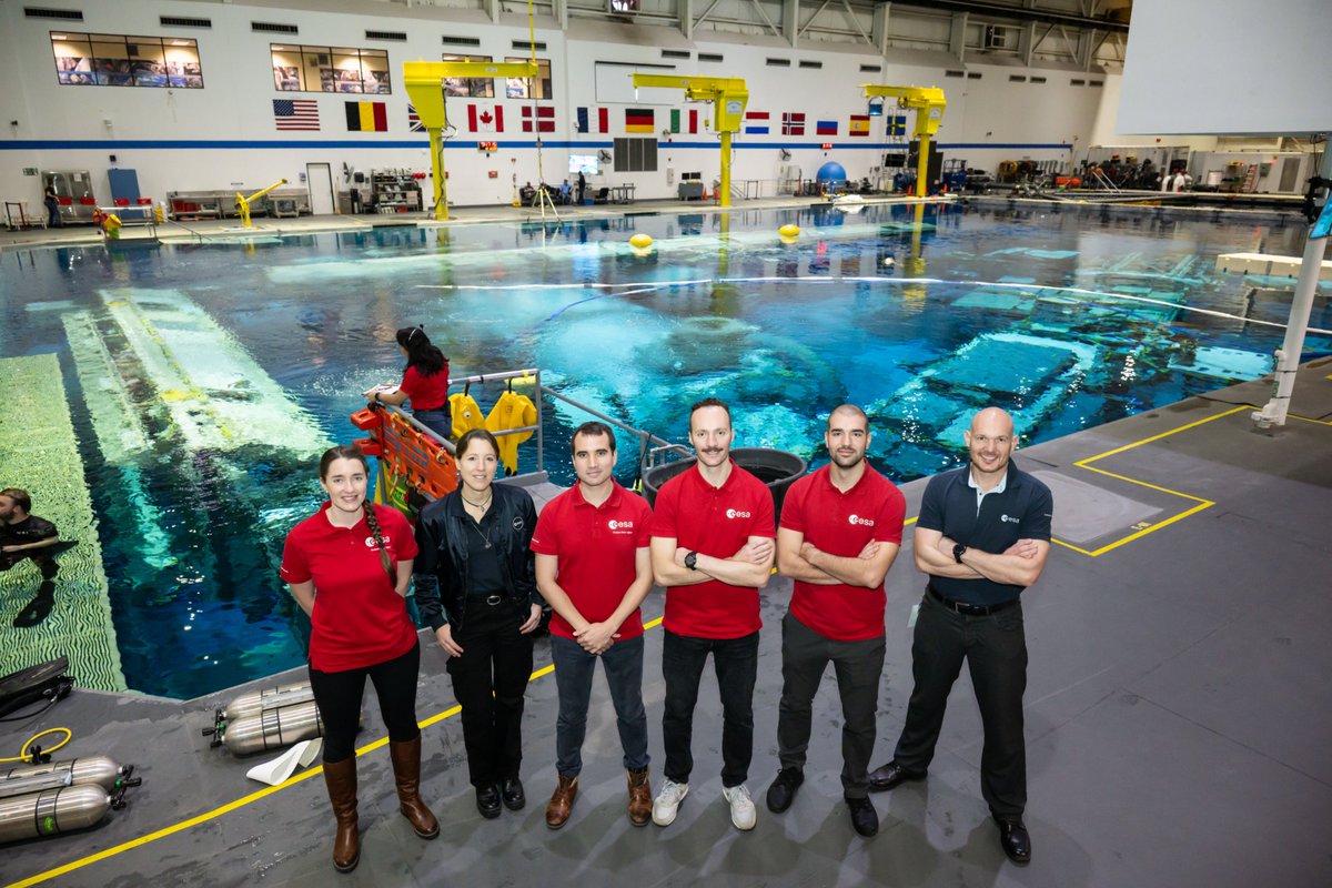 Houston, you've got visitors! 👩‍🚀👨‍🚀 Last week our astronaut candidates touched down at @NASA_Johnson to connect with fellow space explorers and explore @NASA's training facilities. Highlights were exploring the @Space_Station's mockups through walking and swimming, leaving the