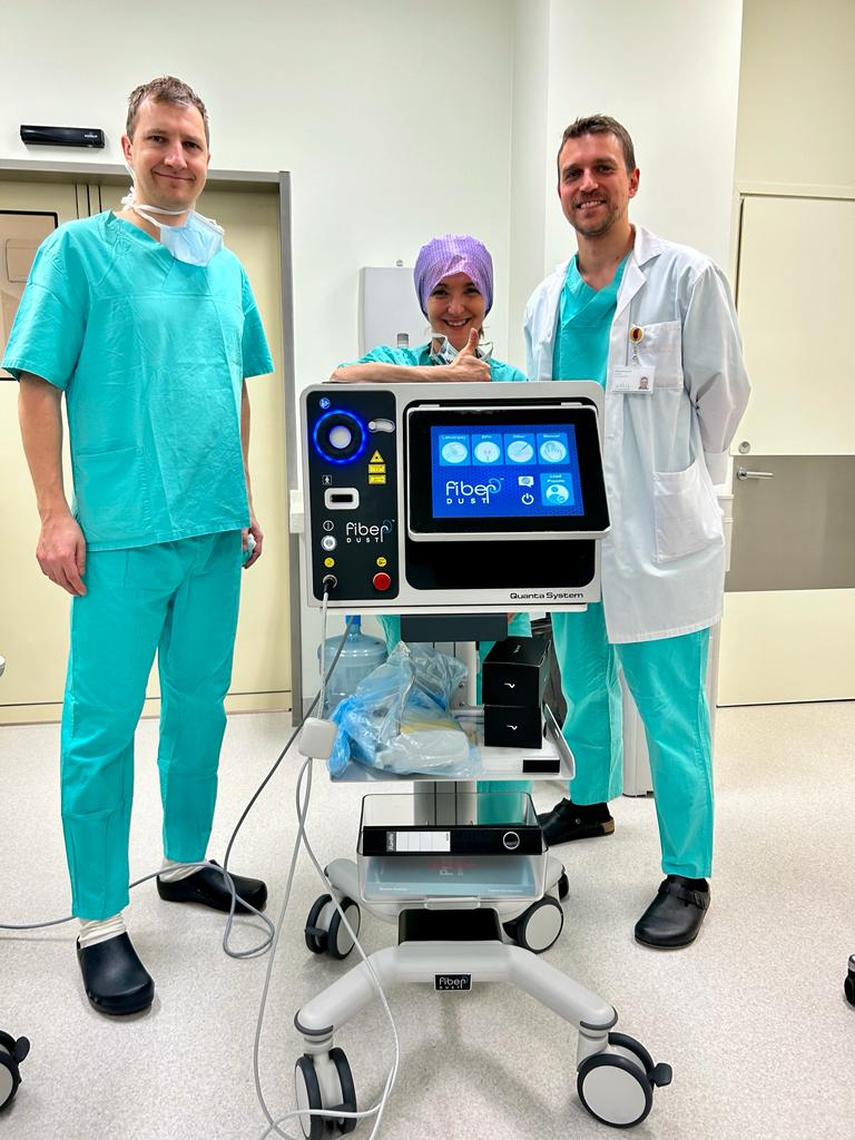 🆕First #FiberDust installation in Estonia🇪🇪at Ida-Tallinna Keskhaigla/East Tallinn Central Hospital with Dr. Martin Kivi , Dr. Mihail Kovtun & Dr. @RaunoOkas 🙏Thanks to our valuable partner Endocare for always providing the best #lasersolutions signed #quantasystem