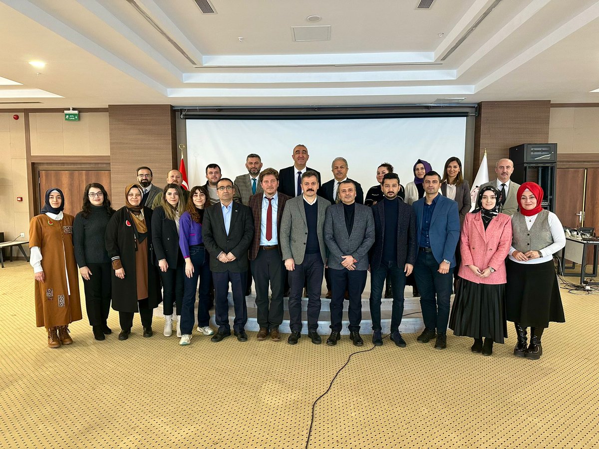 Meslek Yüksekokulumuz akademik personellerinden Dr. Öğr. Üyesi Ahmet Akif ERBAŞ Milli Eğitim Bakanlığı ve UNICEF tarafından yürütülen ''Okullar İçin Yaşam Becerileri Projesi'nde'' yer alarak proje çalıştayına katılım sağlamıştır.
<a href="/beunedutr/">Zonguldak Bülent Ecevit Üniversitesi</a>
<a href="/ihozolcer/">Prof. Dr. İsmail Hakkı ÖZÖLÇER 🇹🇷</a>
<a href="/sibelkocak/">sibel kocak</a>