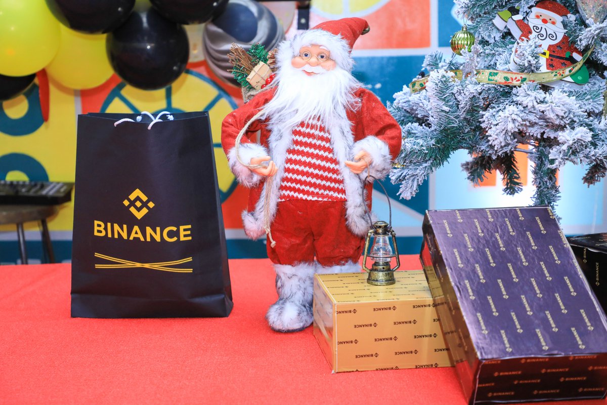 Gm gm! 🎅

Who wants gifts from #Binance Santa?🎄