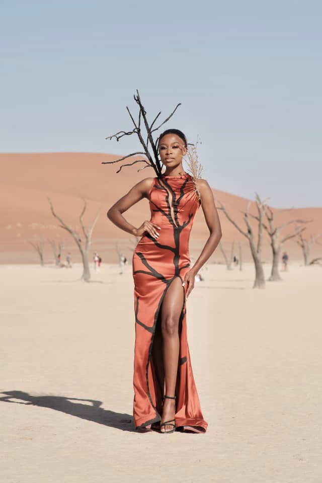 Miss Earth Namibia 2023, Martha Kautanevali promoting Namibia's  🇳🇦 900 Years old Fossilized camelthorn Trees at Deadvlei. Sosusvlei.