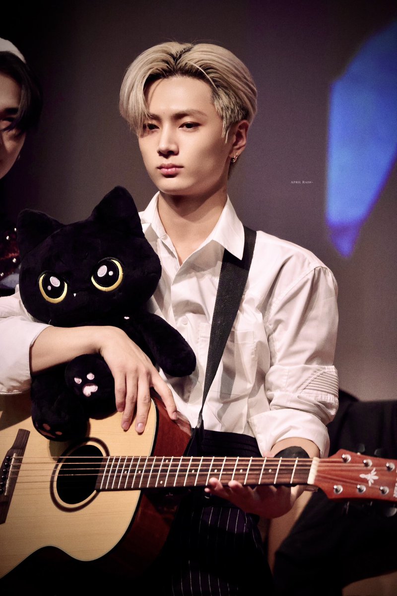 Our jay with jjongmi 😭🫳🏼

#ENHYPEN_JAY #엔하이픈_제이 #JAY #종성 #제이 #ジェイ