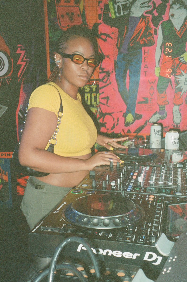 50ShadesofVerde's tweet photo. @AQBeGlobal at her CTRL function 07.2023 #wewannaparty #selectHER https://t.co/JXEYx5GCOg
