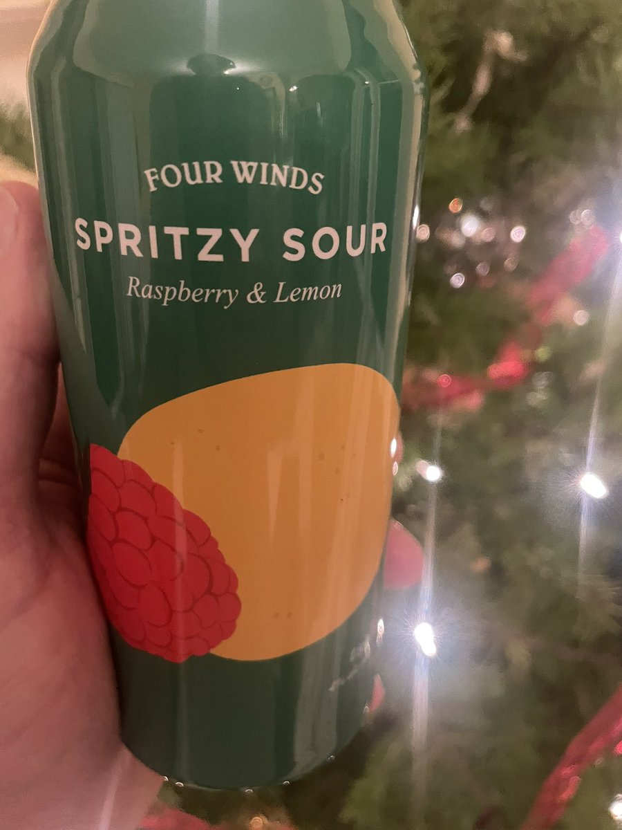 Had a great @ilesauvagebeer @WhistleBuoy combo at 19 and @IAmCarlJensen keeps’em coming at 20 with @FourWindsBrewCo 🍻 #DIYCraftBeerAdvent #TheBeerMaestro @GordieLogan @gord_newton @tforshner @CavendishAvenue @TheGrowlerBC @BCAleTrail #BuyBCCraftBeer 🍻