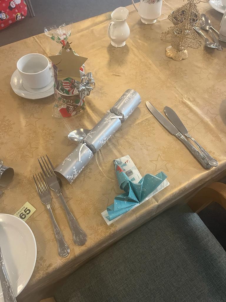 Dawn Hutchinson tweet media